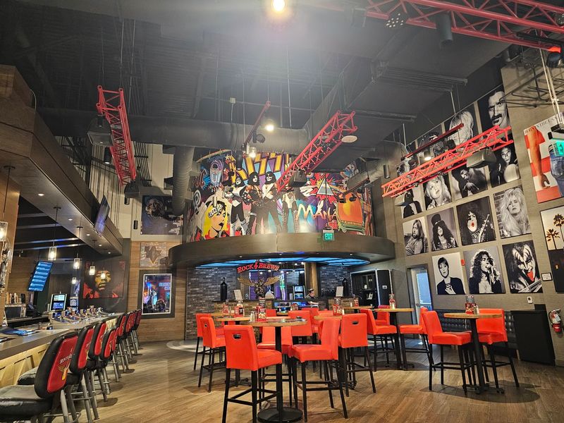 Rock And Brews, Corning