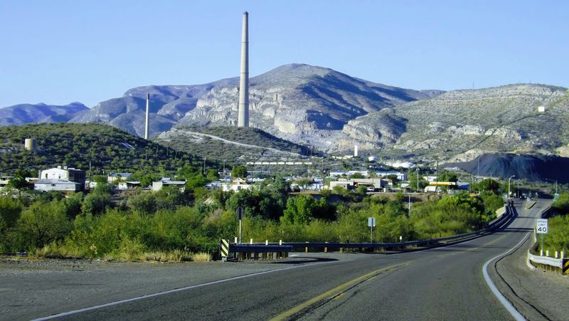 Winkleman Roadcuts (Naco Group), Along AZ-77, Winkleman