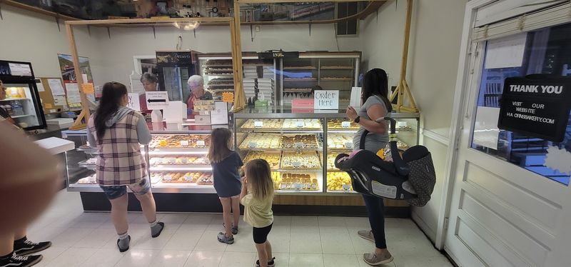 Hadorn's Bakery