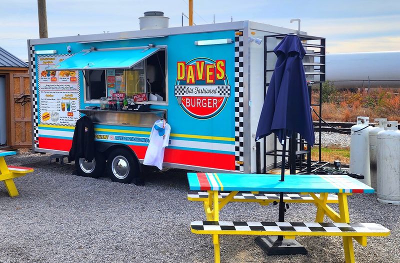 These 10 Tennessee Burger Joints May Be Small, But Locals Swear By Them - Decor Hint Dave's Old Fashioned Burger, Cookeville