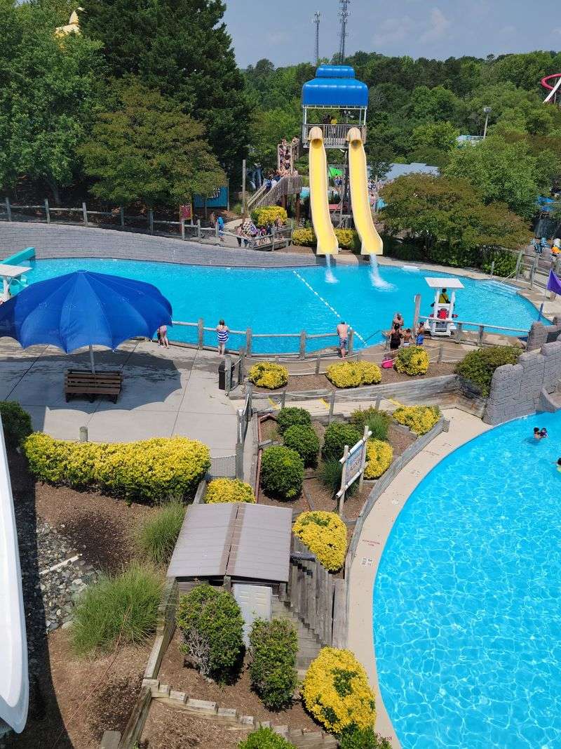 Wet 'n Wild Emerald Pointe