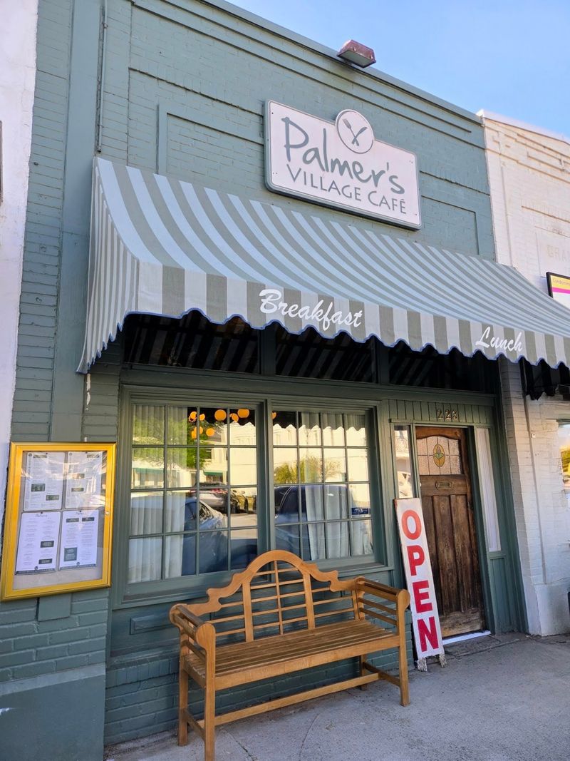 Palmer's Village Cafe, St Simons Island