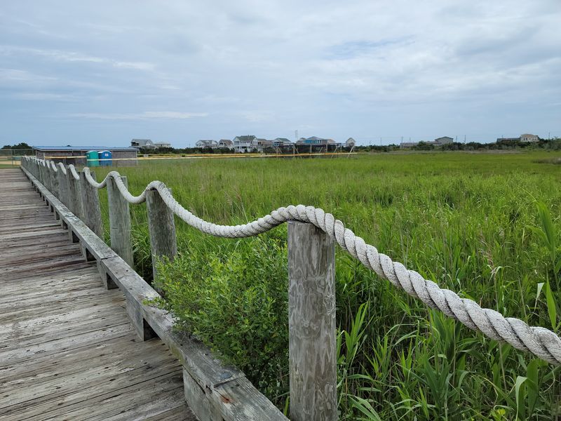 8 Massive North Carolina Islands Where Summer Explorers Lose Track Of Time - Decor Hint Ocracoke Island, Outer Banks