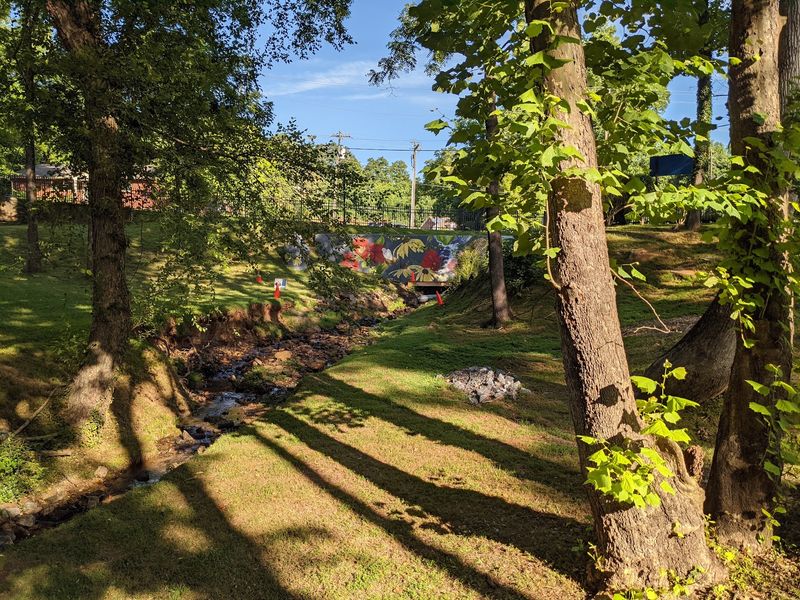 Porches Parks And Quiet Neighborhoods Make Slower Living Easy To Picture