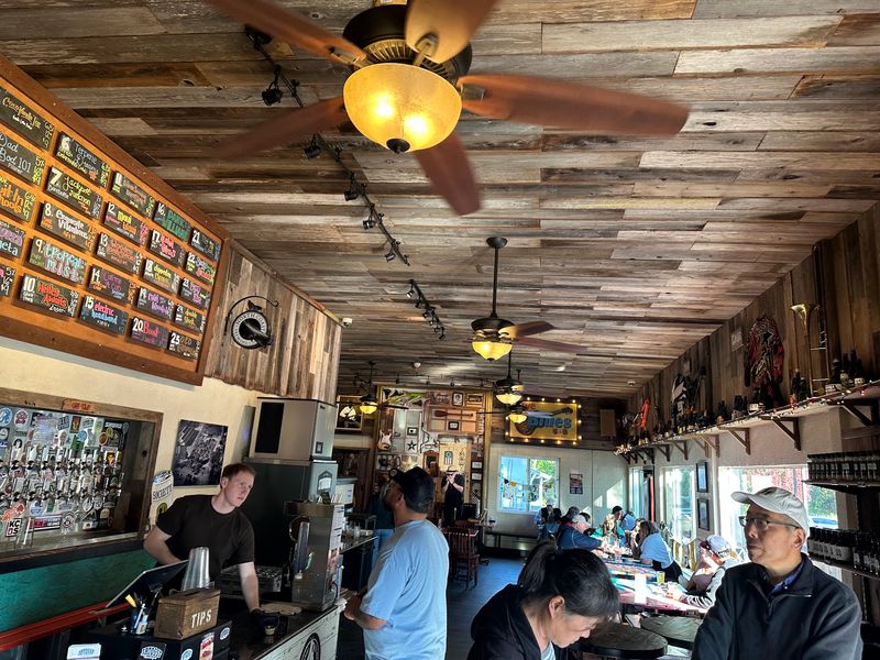 Aptos St. BBQ, Aptos, California
