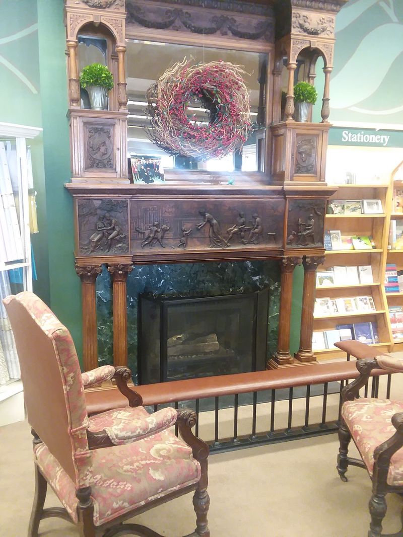 This Connecticut Bookstore Carries Beautiful Stationery You Won't Find Anywhere Else In The State - Decor Hint A Warm Atmosphere Built For Browsing Slowly