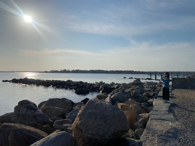 This Connecticut Beach Is One Of The State's Most Underrated Coastal Gems, And Locals Like Keeping It Quiet - Decor Hint A Small Beach With Unforgettable Harbor Views