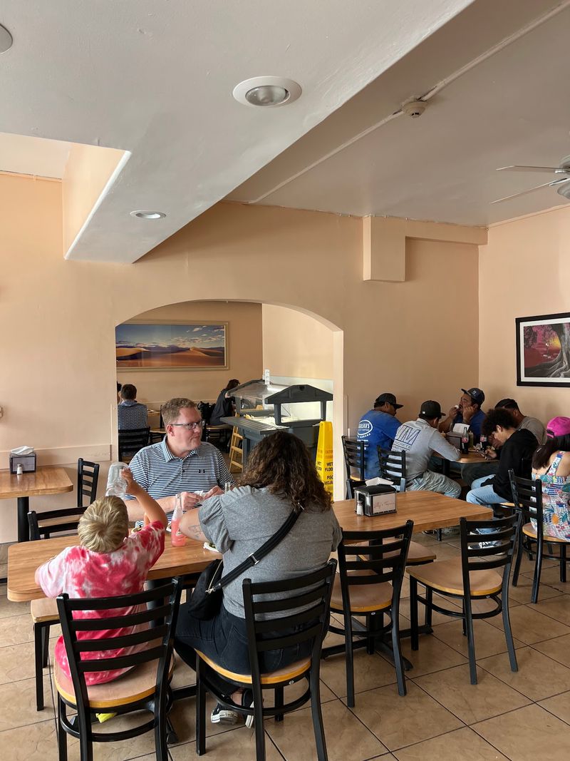 Lilly's Taqueria, Santa Barbara