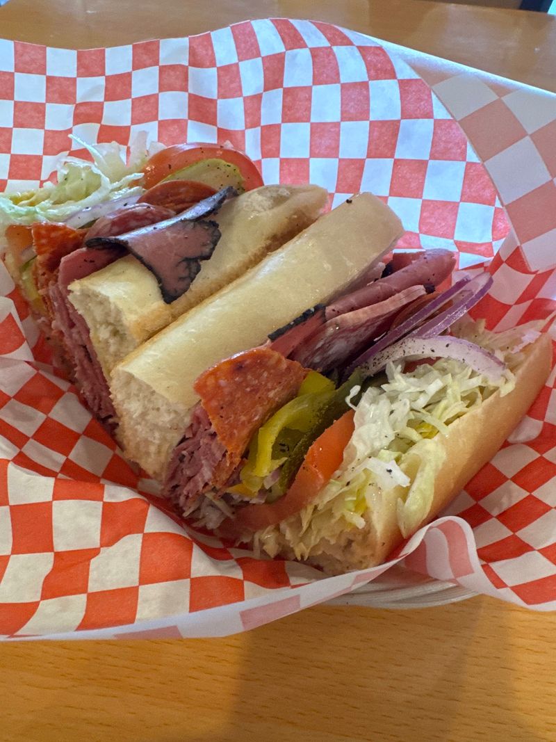 Dervo's Deli & Grill, Fresno