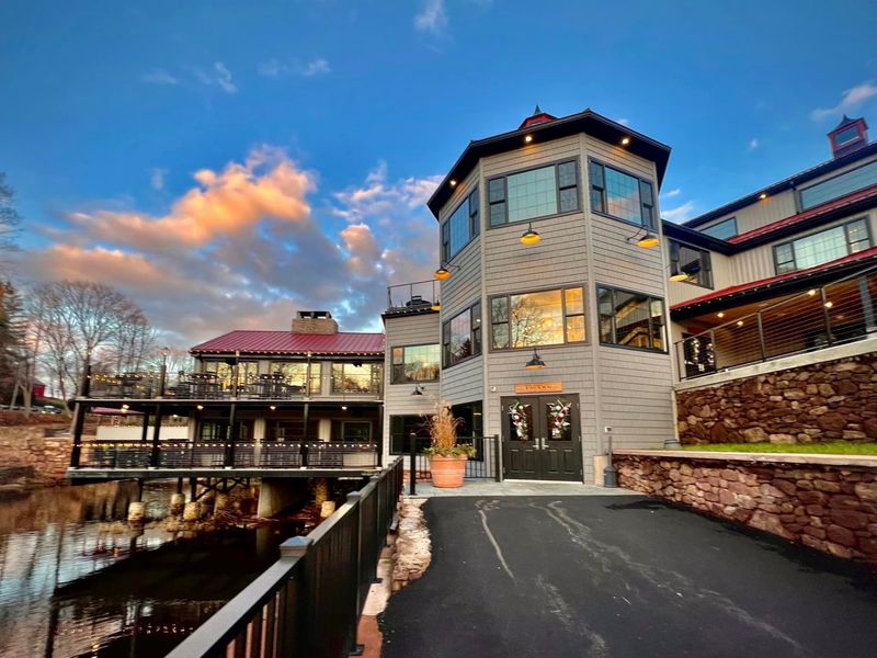 The Riverside Setting Makes Dinner Feel More Special