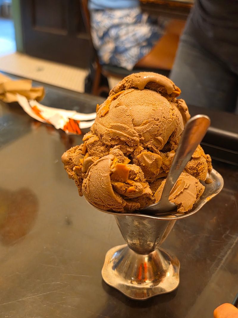 S And T's Soda Shoppe
