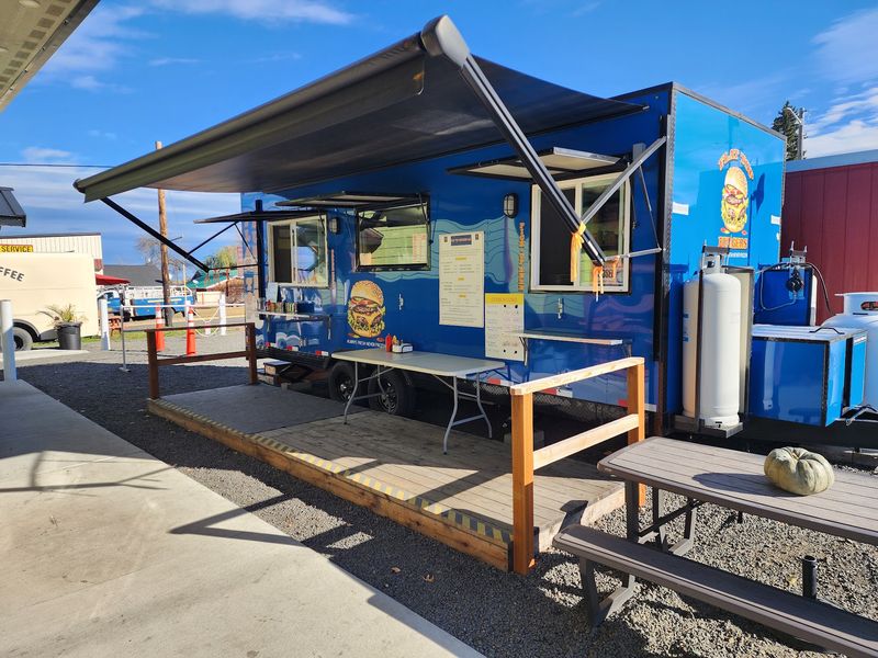 10 Secret Diners In Idaho With The Best Burgers You’ve Ever Tasted - Decor Hint Flat Top Burgers, Grangeville