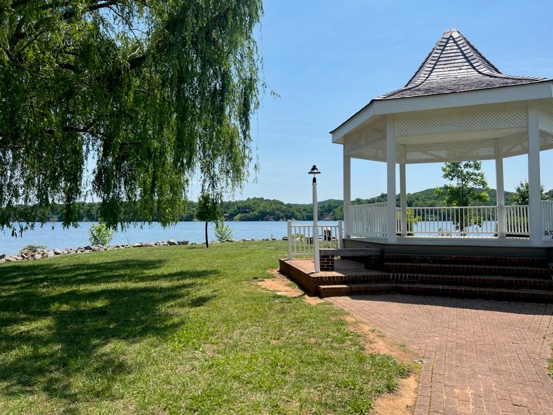 Claytor Lake State Park, Dublin