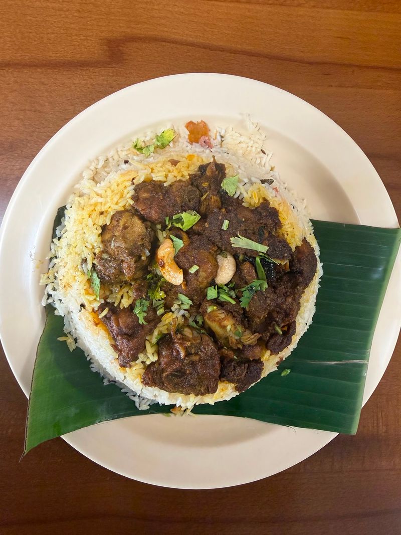 Spice Up Your Week At This Illinois Indian Kitchen Locals Are Talking About - Decor Hint Biryani Worth Rearranging Your Evening For