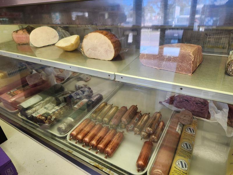 Almost Nobody Outside Florida Knows About This Traditional German Deli - Decor Hint A Butcher Counter Serious Cooks Rely On