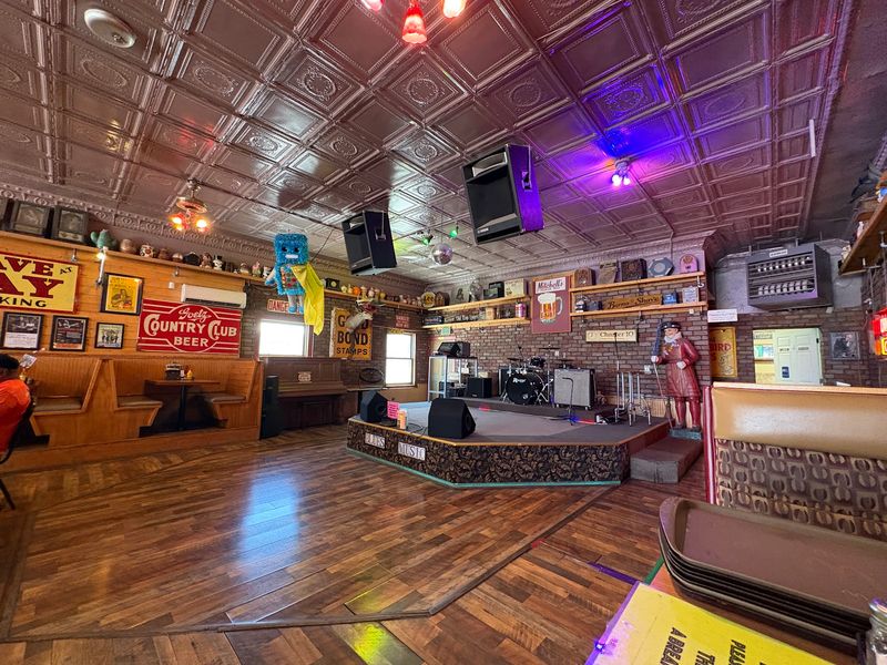 Weekends Bring Live Music