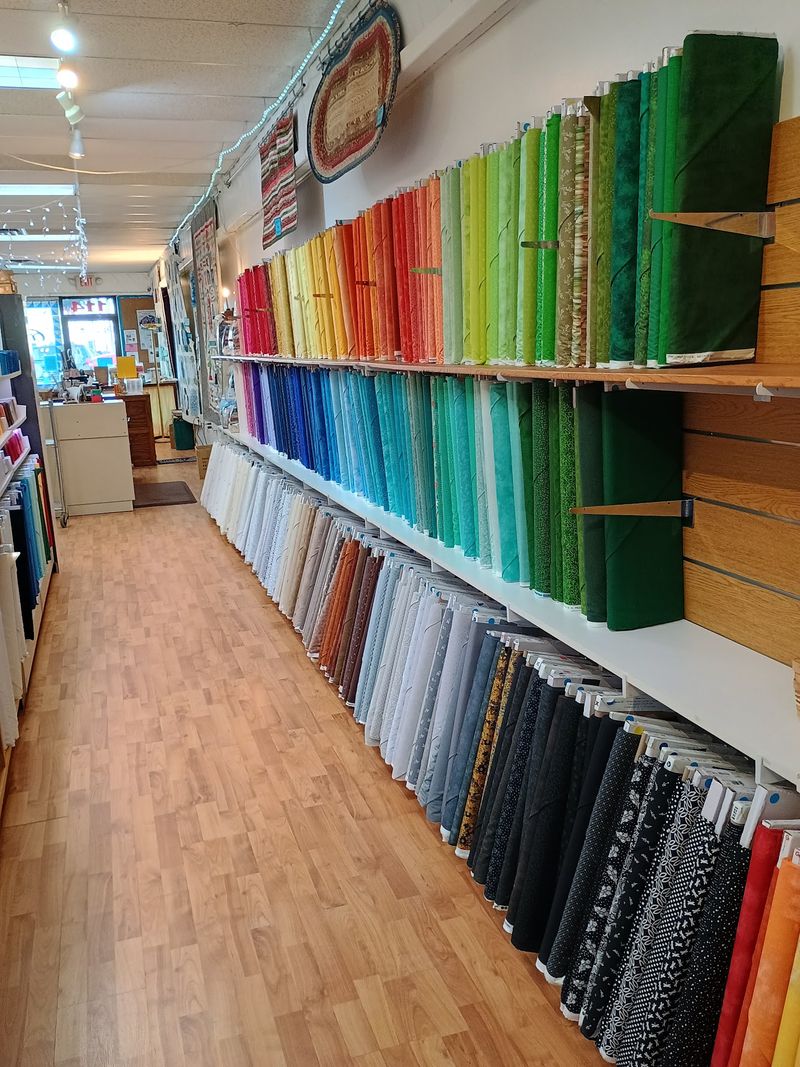 9 Must-Visit And Surprisingly Affordable Fabric Shops In Northern Michigan - Decor Hint Compass Star Quilt Shop