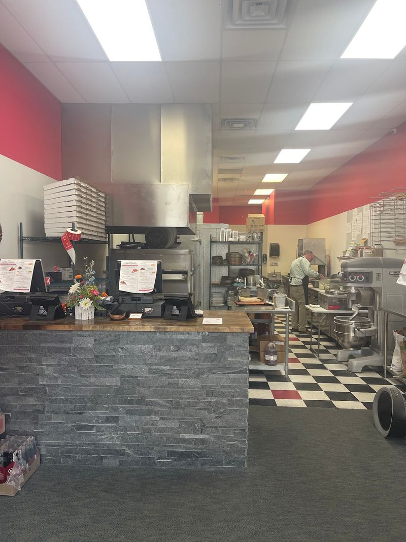 Mike's Pizza