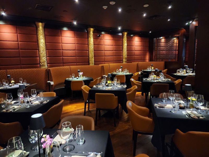 Feng Chophouse, Hartford