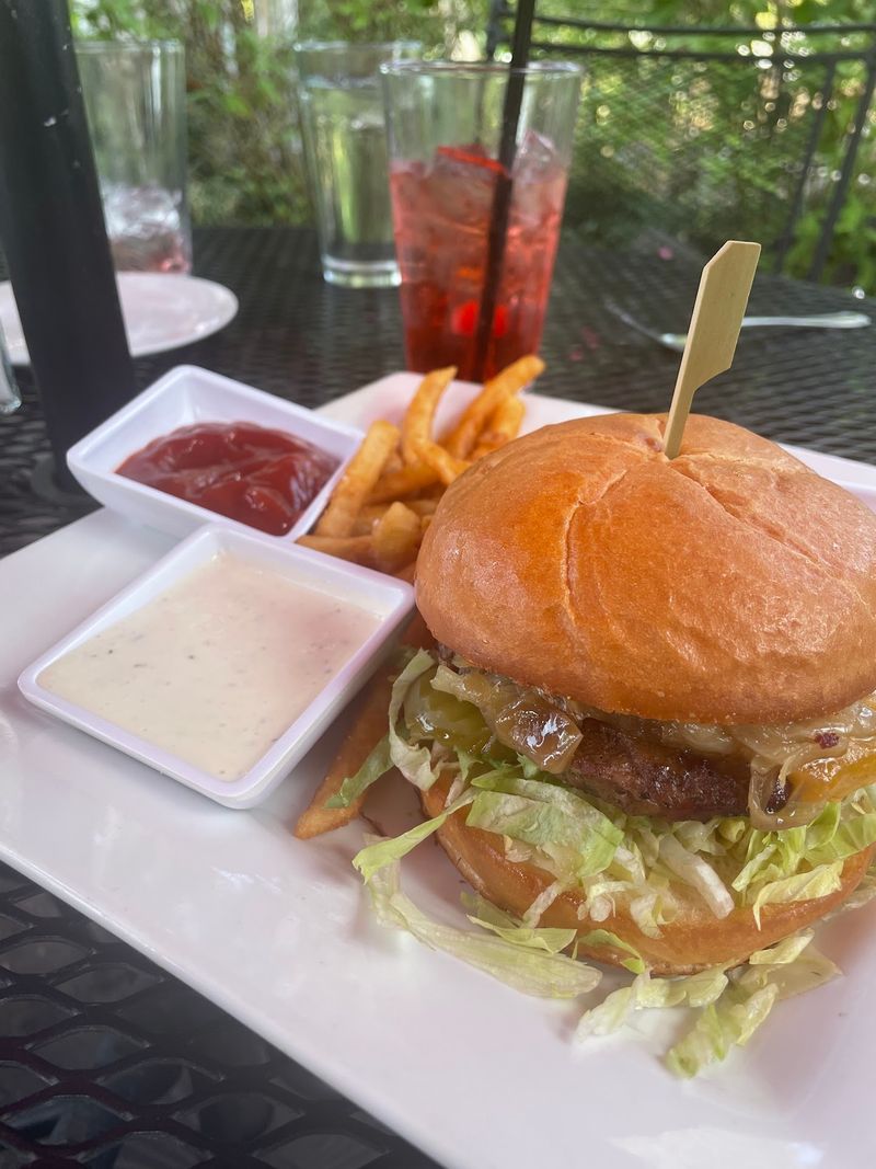 Pine Tavern Restaurant, Bend 