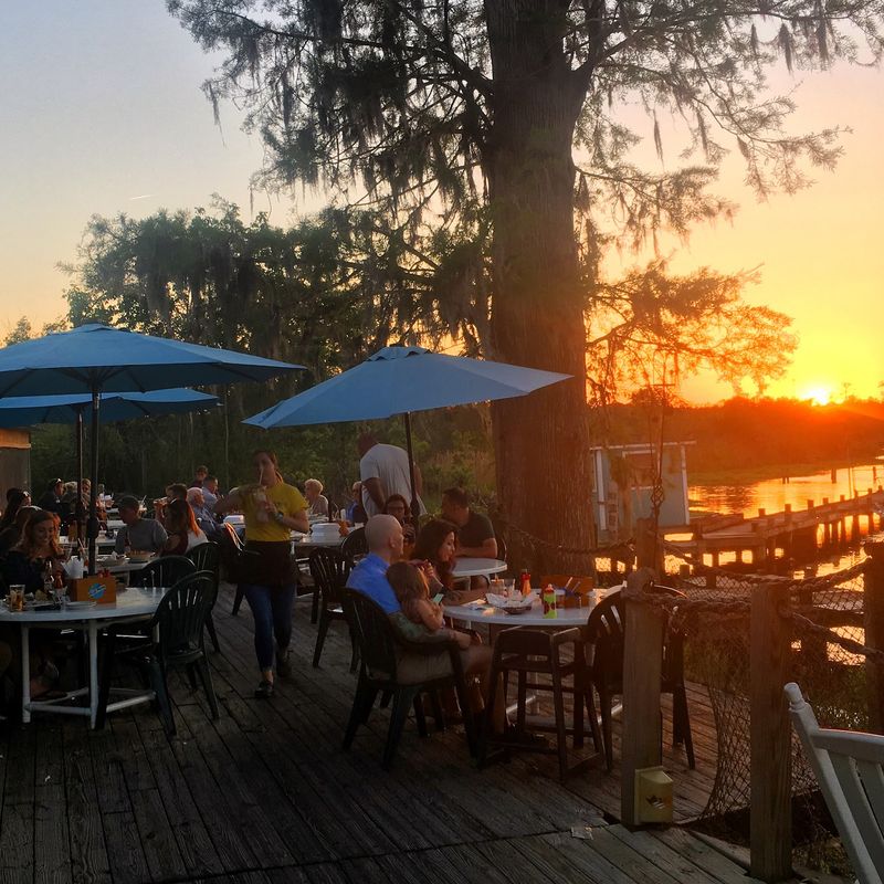 Capt. Bob Beck's Marina Cafe