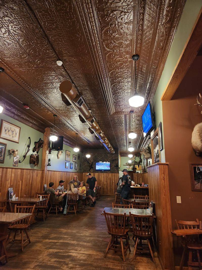 11 Burger Spots In West Virginia You’ll Wonder Why You Haven’t Tried Yet - Decor Hint Beander's, Elkins