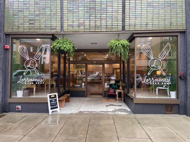 Lorraine's Bake Shop, Montgomery