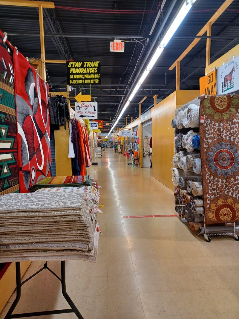 I-75 Flea Market, Rossville