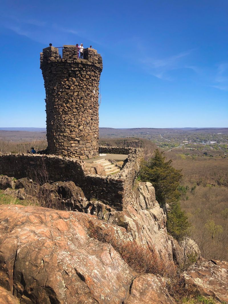 Castle Craig, Meriden