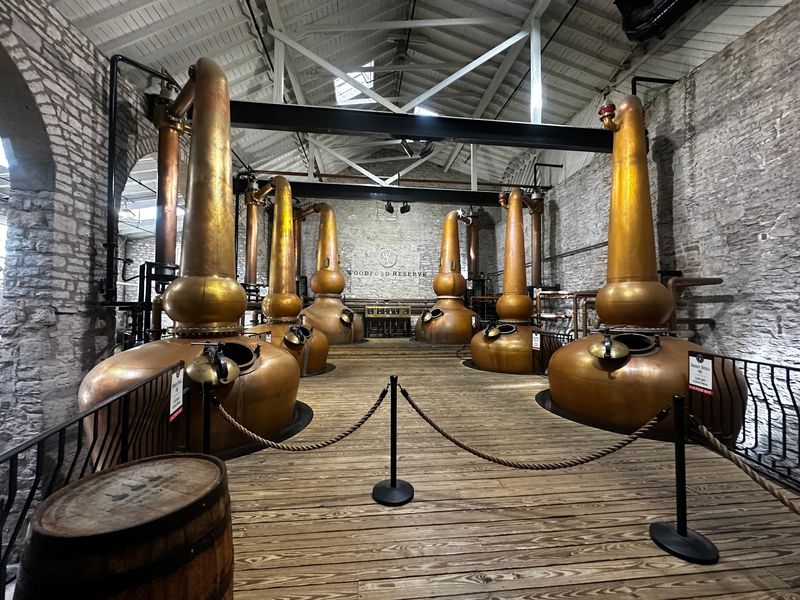 Kentucky Has Distilleries That Look Like Something Out Of A Postcard - Decor Hint Woodford Reserve Distillery