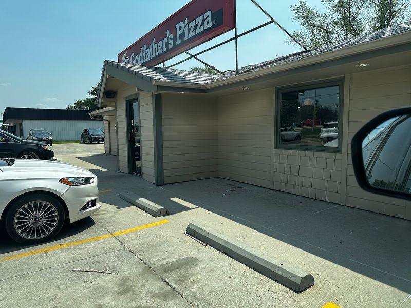 10 Nebraska Buffets Where You Can Enjoy A Big Meal On A Budget - Decor Hint Godfather's Pizza, Fremont