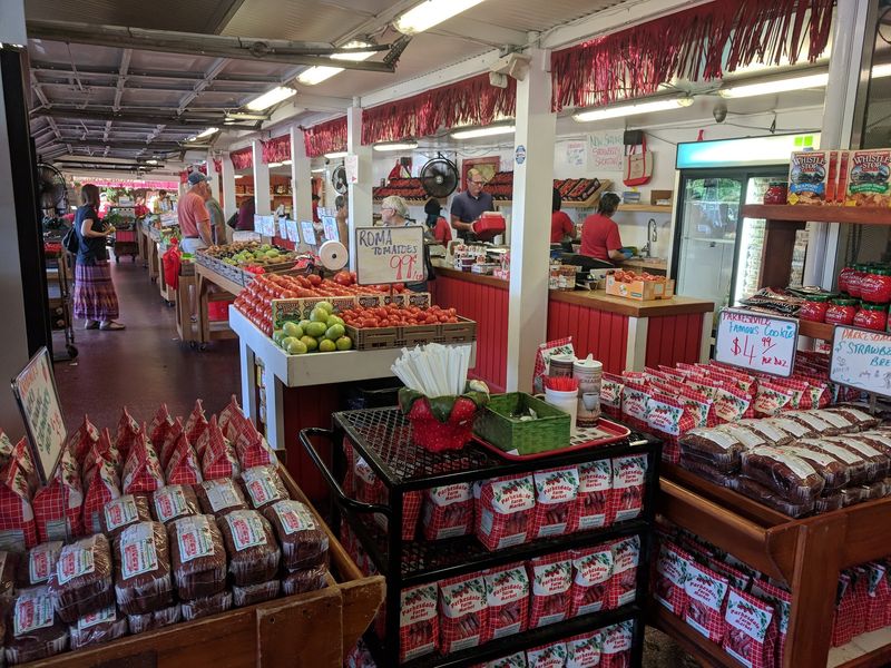 Parkesdale Farm Market, Plant City