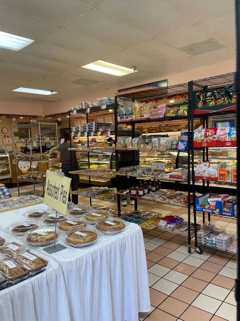 Heidelberg Pastry Shoppe, Arlington