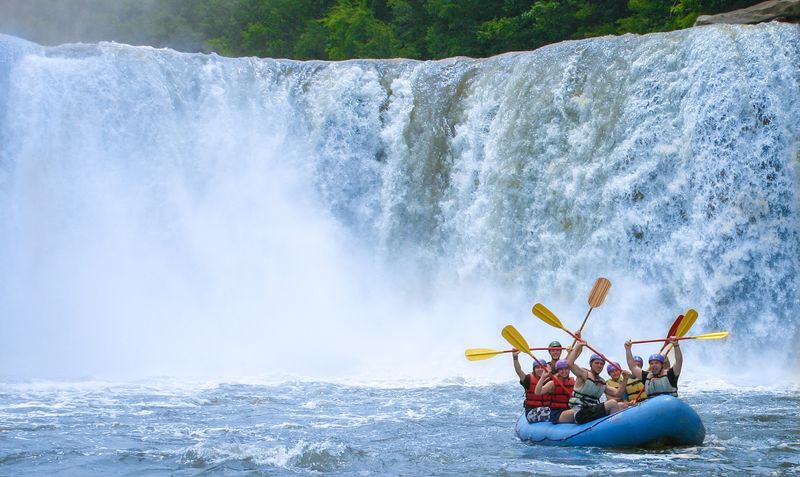 Grab A Paddle And Explore These 10 Relaxing Kentucky Waterways - Decor Hint Sheltowee Trace Adventure Resort