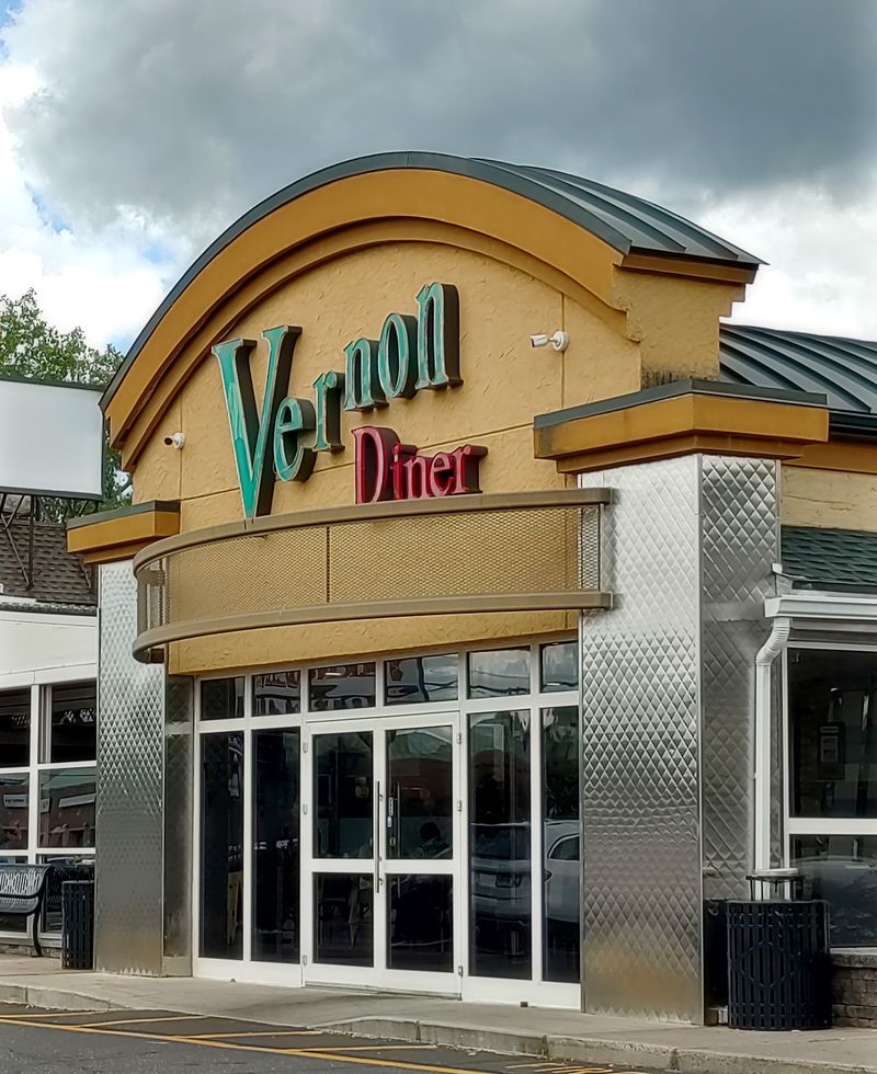 Vernon Diner, Vernon