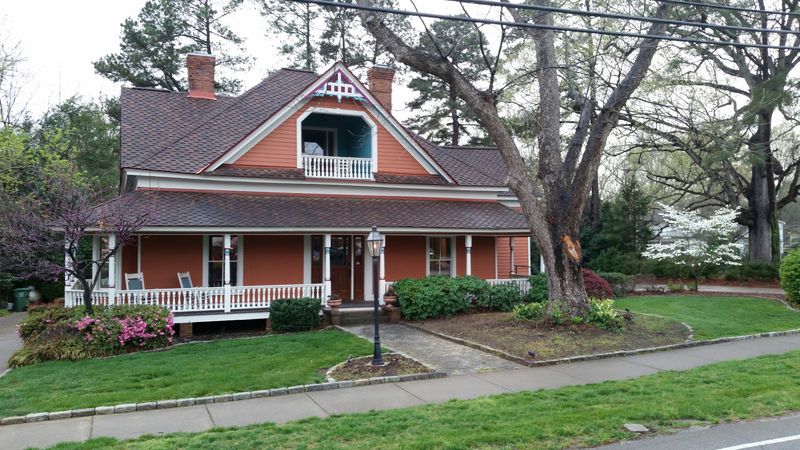 Look For Historic Markers That Keep The Presidential Connection Alive
