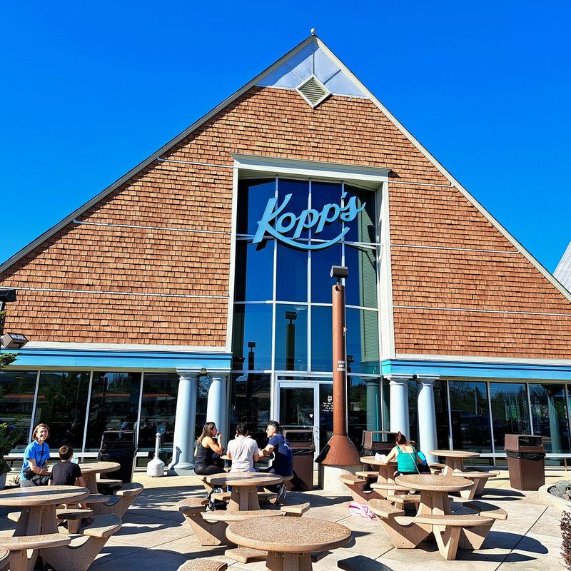 Kopp's Frozen Custard, Brookfield