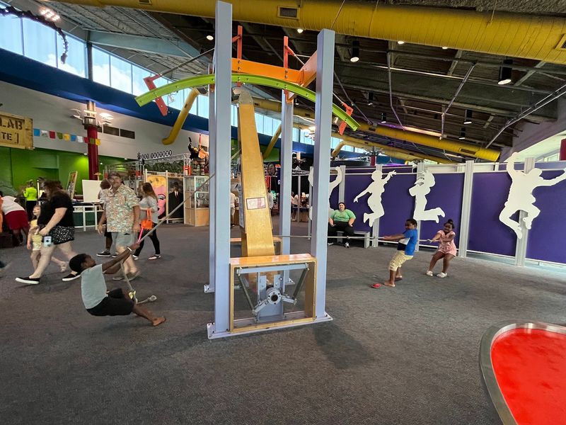 This Florida Science Museum Features America's Second-Largest Planetarium And A Moon Colony Simulator - Decor Hint Hands-On Rooms Where Touching Is Encouraged