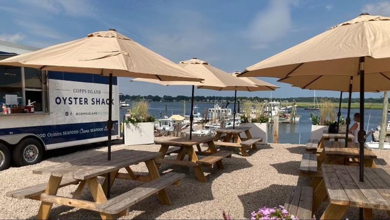 Copps Island Oyster Shack, Stratford 