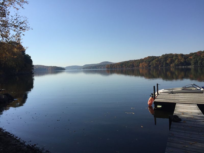 Locals Say This Connecticut Lake Town Has Lost Some Of The Peace It Was Known For - Decor Hint Candlewood Lake Drives Much Of The Summer Fun