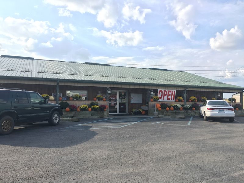The Country Store That Runs On First Names