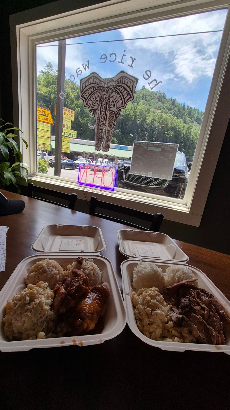 This Cherokee, North Carolina Restaurant Serves Crispy Chicken Katsu And Heaping Hawaiian Plate Lunches - Decor Hint Bring Someone Who Will Happily Trade Bites Across The Table
