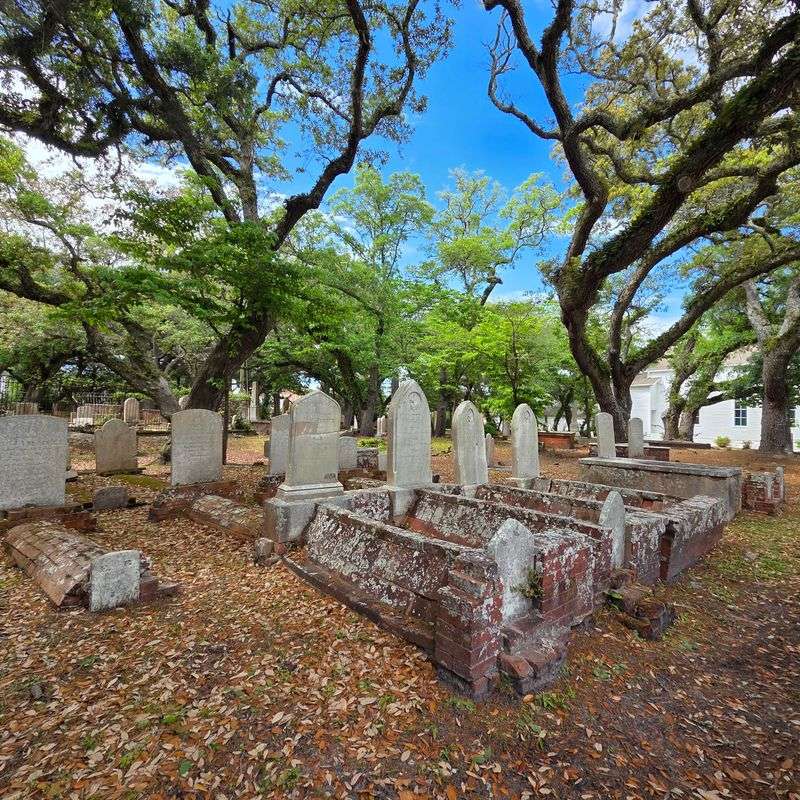 This 300-Year-Old North Carolina Cemetery Is Filled With Graves And Legends You Would Never Expect - Decor Hint Notice The Unusual Shell-Covered Graves Scattered Through The Grounds