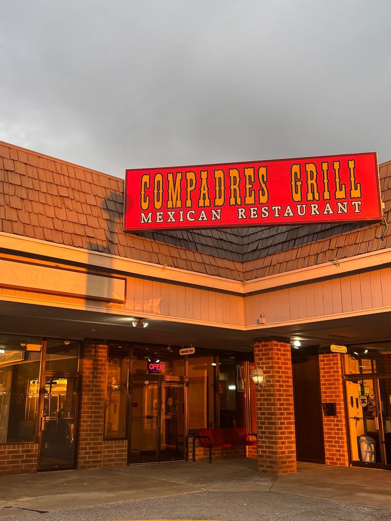 Compadres Grill, Chesterland