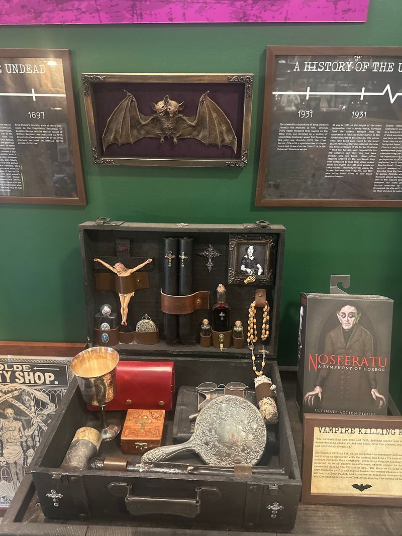 The Eeriest Little Gallery In Kentucky Is Filled With Cryptids And Local Legends - Decor Hint Handmade Craftsmanship Worth Studying Closely