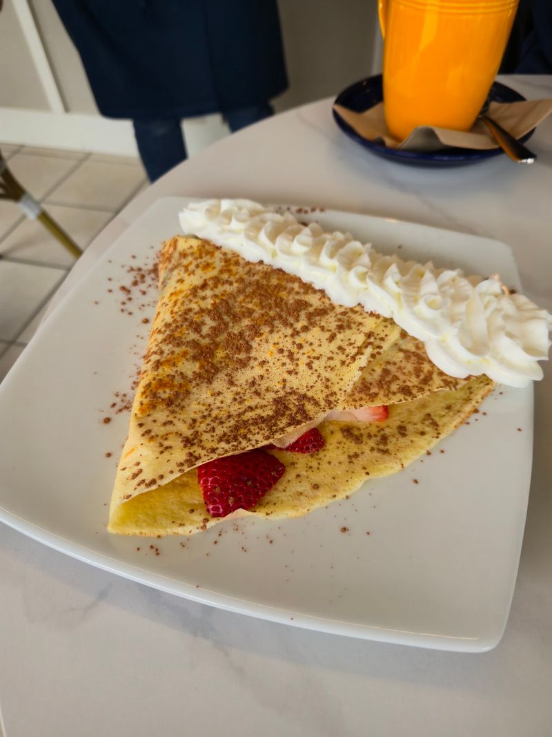 Delphine's Kitchen, Beverly