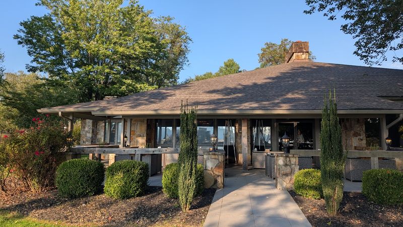 The Most Stunning Dining Deck In Georgia Where Lake Sunsets And Southern Seafood Steal The Night - Decor Hint Brunch By The Lake With Biscuits And Grits
