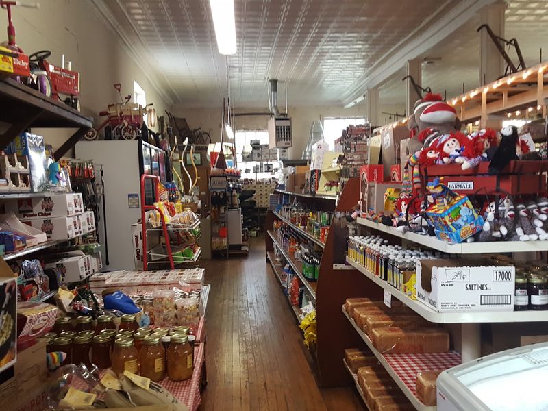 8 Old-Fashioned North Carolina Grocery Markets That Feel Like A Step Back In Time - Decor Hint Washburn's General Store - Bostic, North Carolina