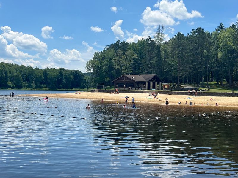 10 Quiet Lakes in Pennsylvania That Are Perfect For A Weekend Escape - Decor Hint Parker Dam State Park
