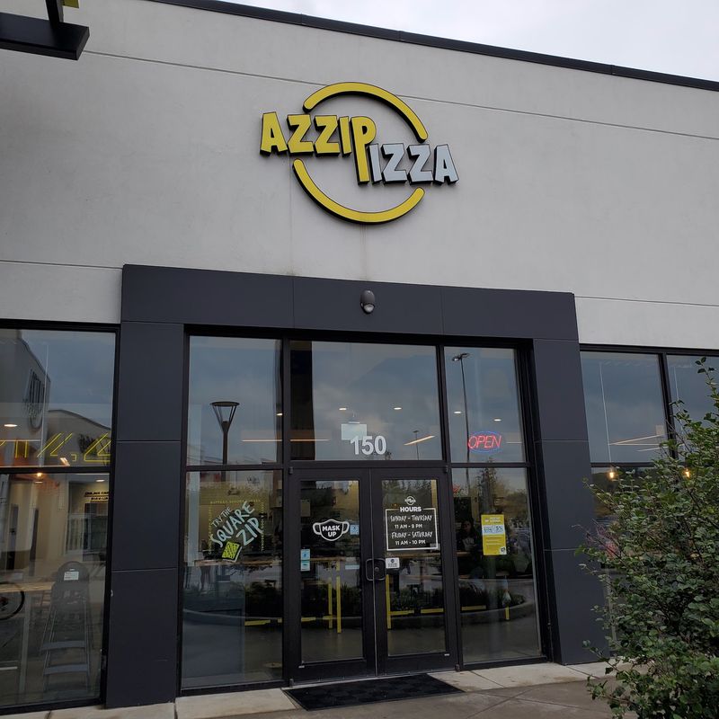 Azzip Pizza, Bloomington